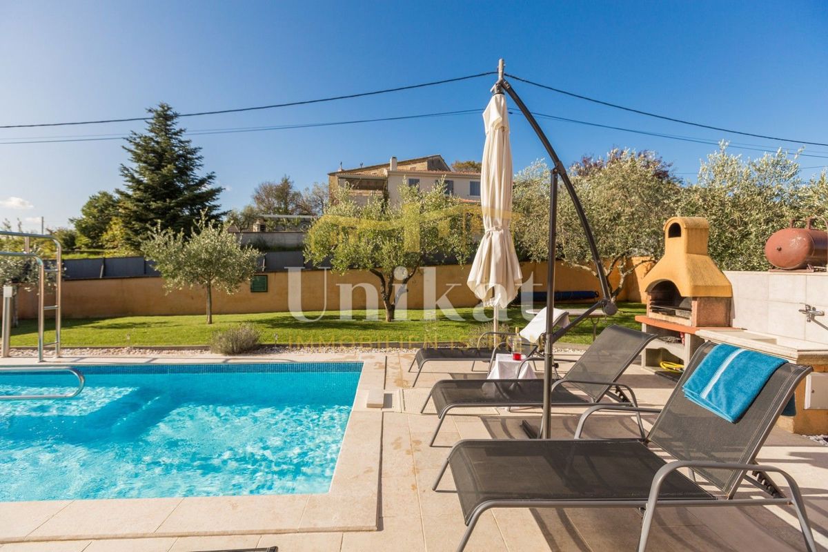 Casa con splendida vista - Vižinada